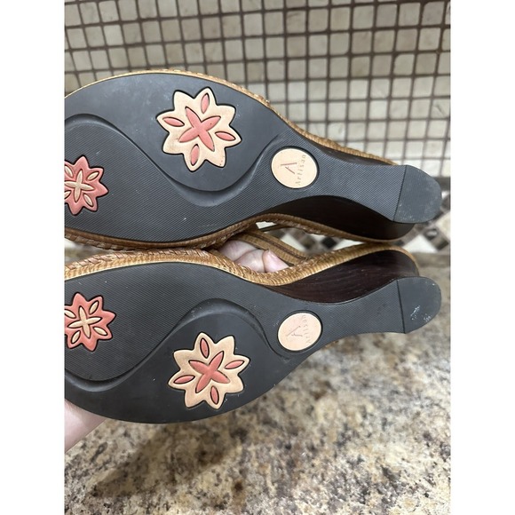 Clarks Artisan Collection Wedge Brown Leather Open Toe Sandals Women's Shoes 8.5 - Picture 8 of 9